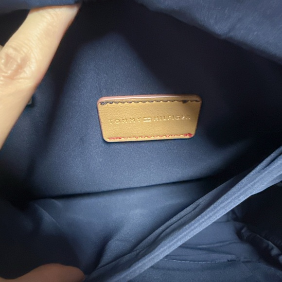 NWT💗🆕Tommy Hilfiger backpack - Picture 8 of 10